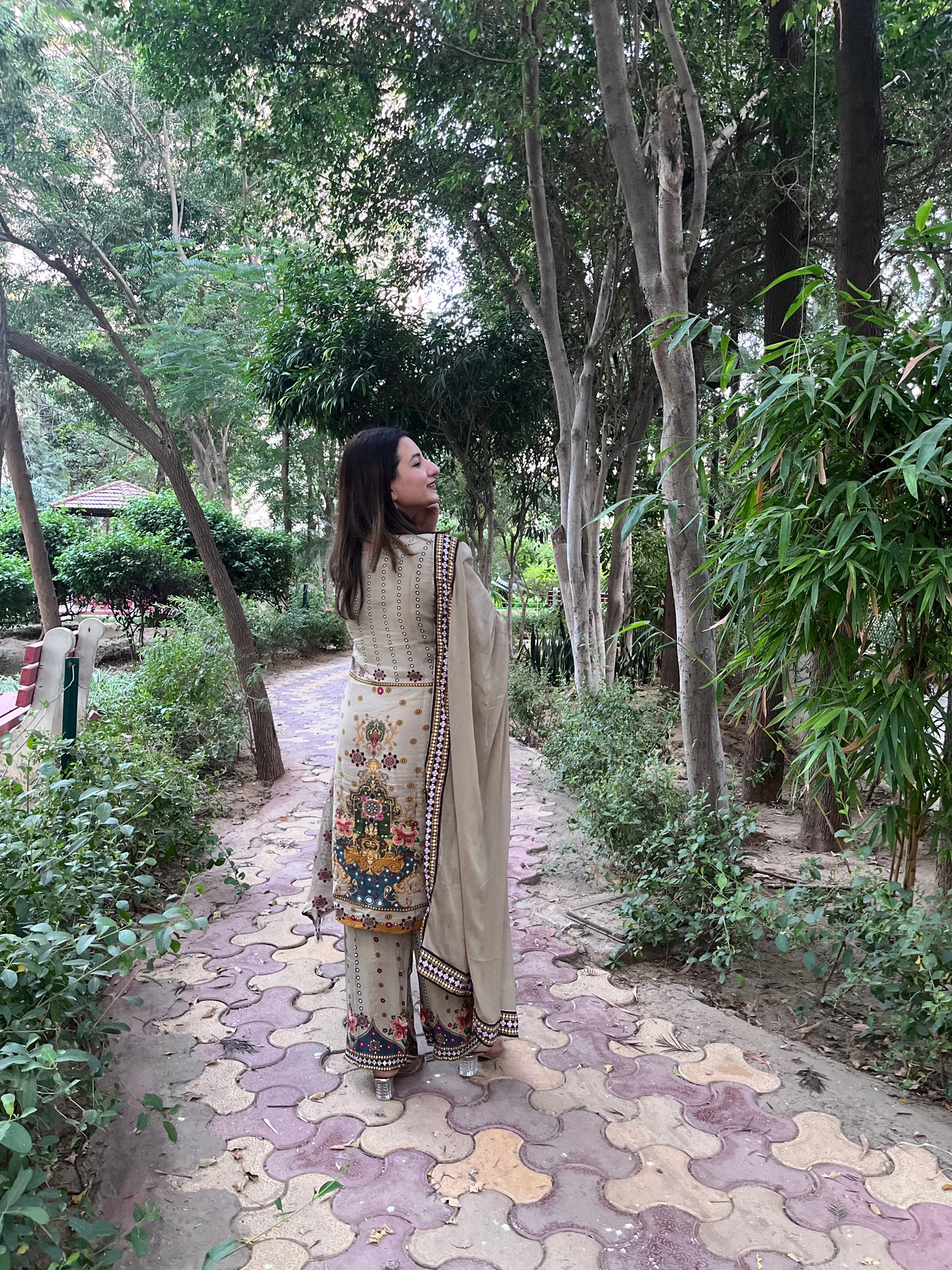 Zareen - 3 piece pakistani suit