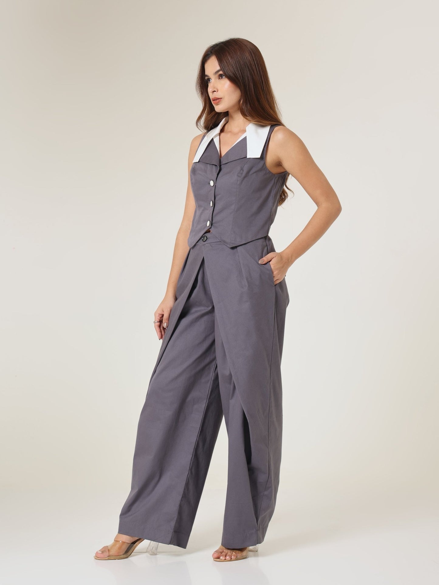 Kira Contrast Collar Vest - Missova