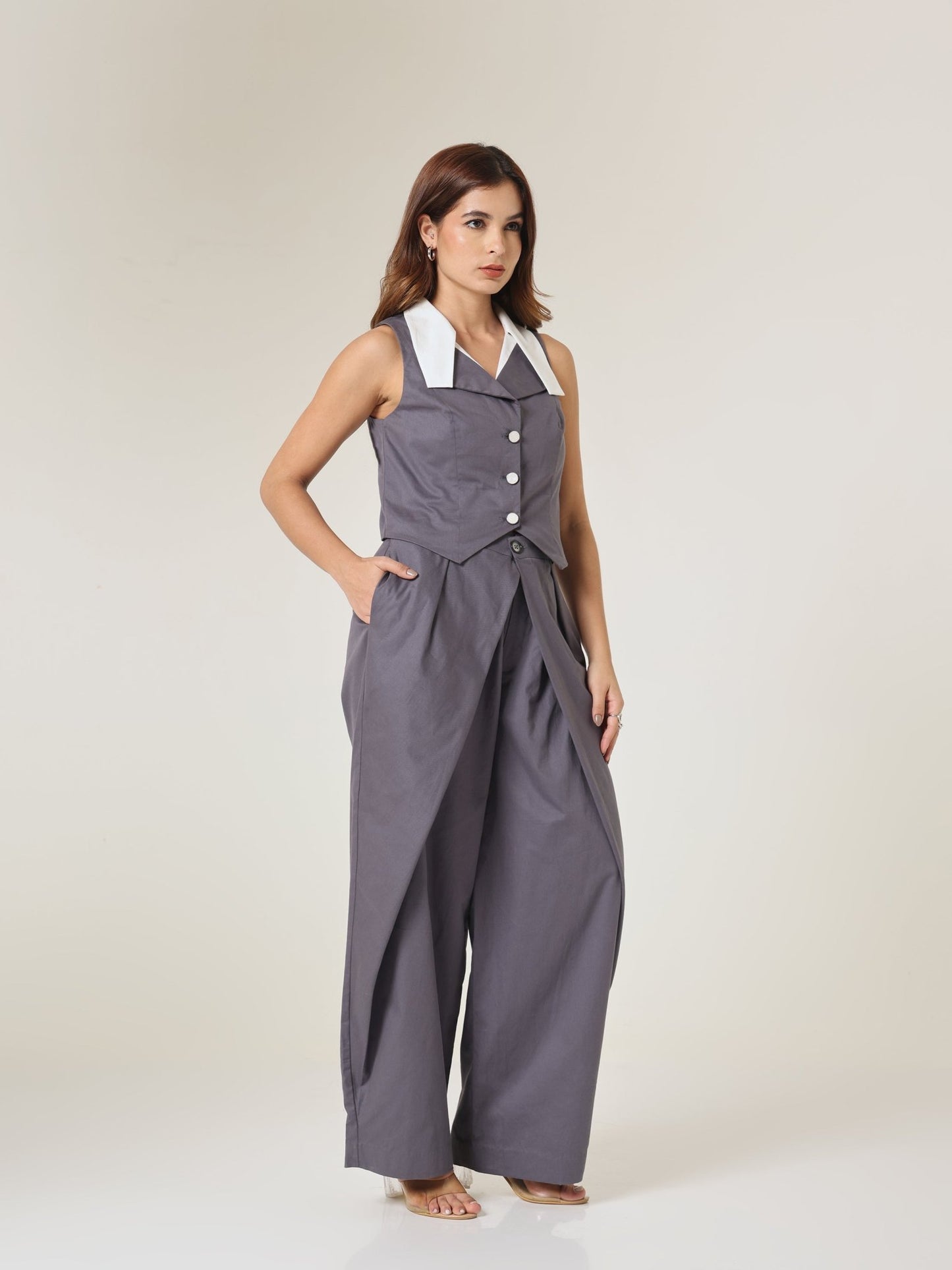 Kira Contrast Collar Vest - Missova