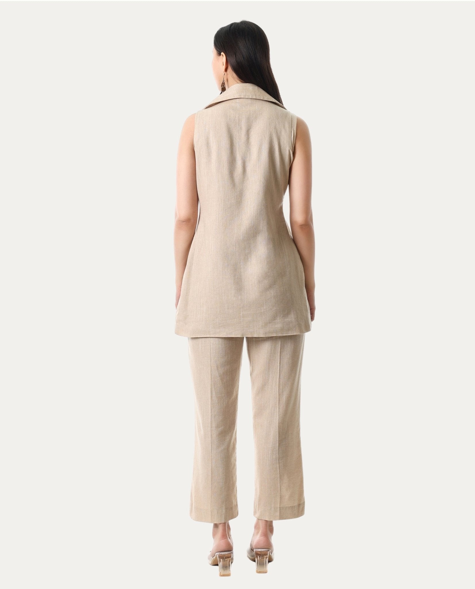 Urban Oat Sleeveless Blazer & Crop Top Set - Missova